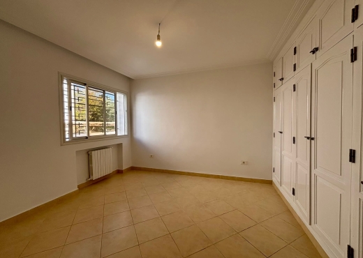 A louer appart S+3 - Bien immobilier à {"id":23,"country_id":219,"name":"TUNIS","slug":"tunis"} - Image 3 - Class One Immo - Agence Immobilière Class One Immo