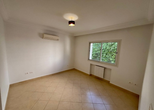 A louer appart S+3 - Bien immobilier à {"id":23,"country_id":219,"name":"TUNIS","slug":"tunis"} - Agence Immobilière immo\'in